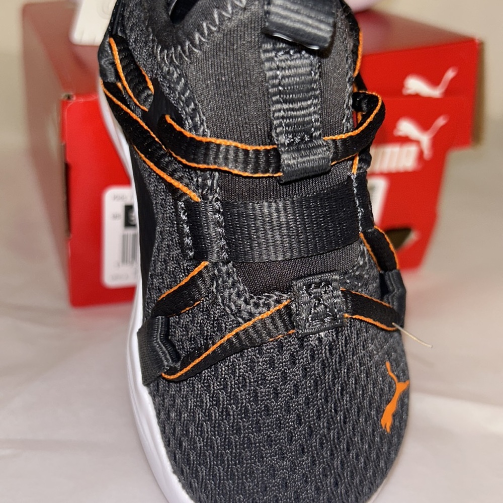 Puma NWT KIDS size5C Gray/Orange - Picture 7 of 9